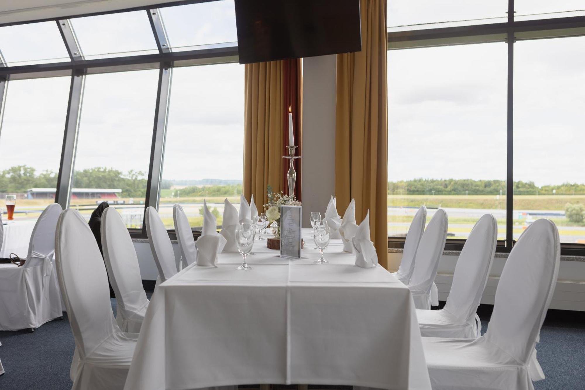 Hotel Motorsport Arena Oschersleben Eksteriør bilde